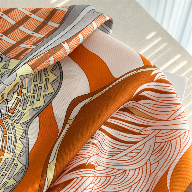 Designer Silk Scarf Women Spri - đánh giá và giá Travel Accessories Aesthetic